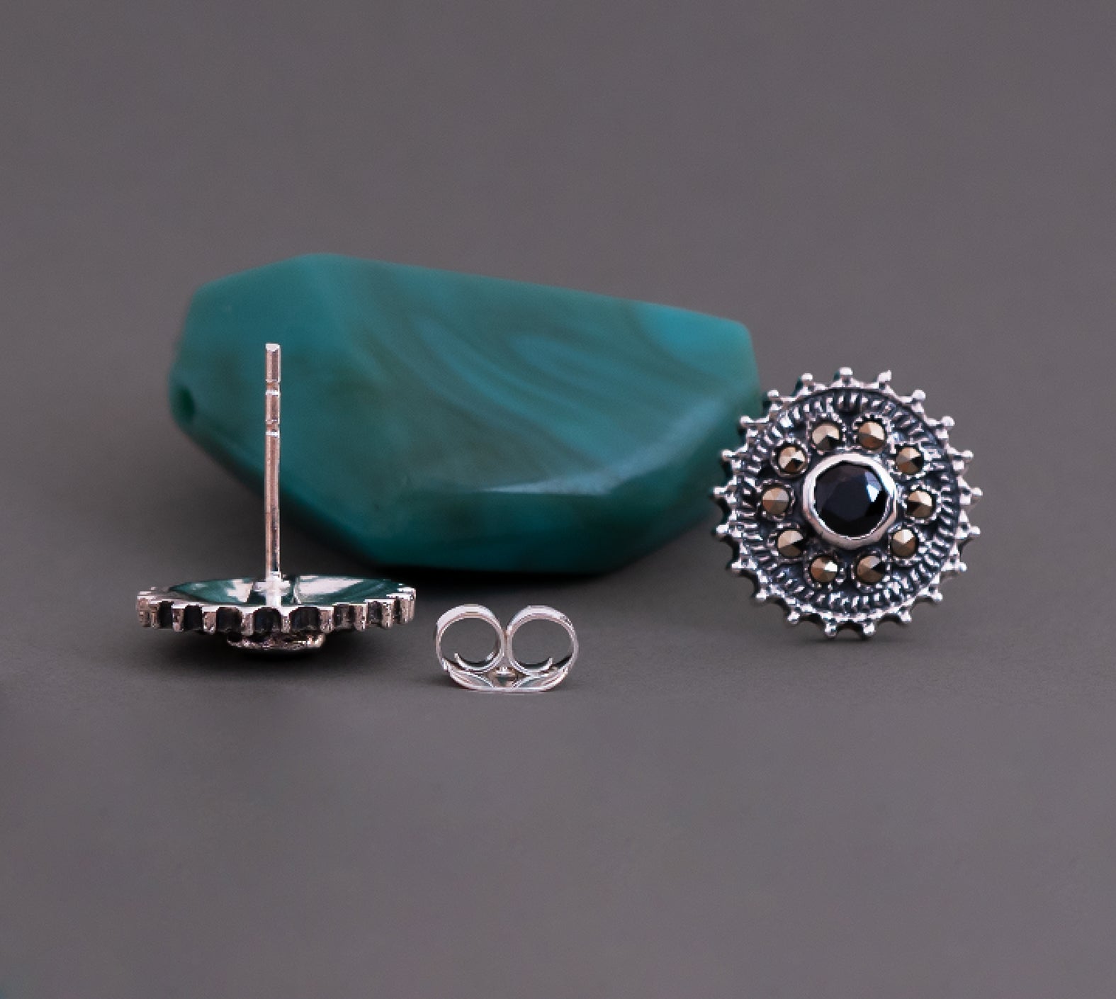 Circle Shape Stud Earrings