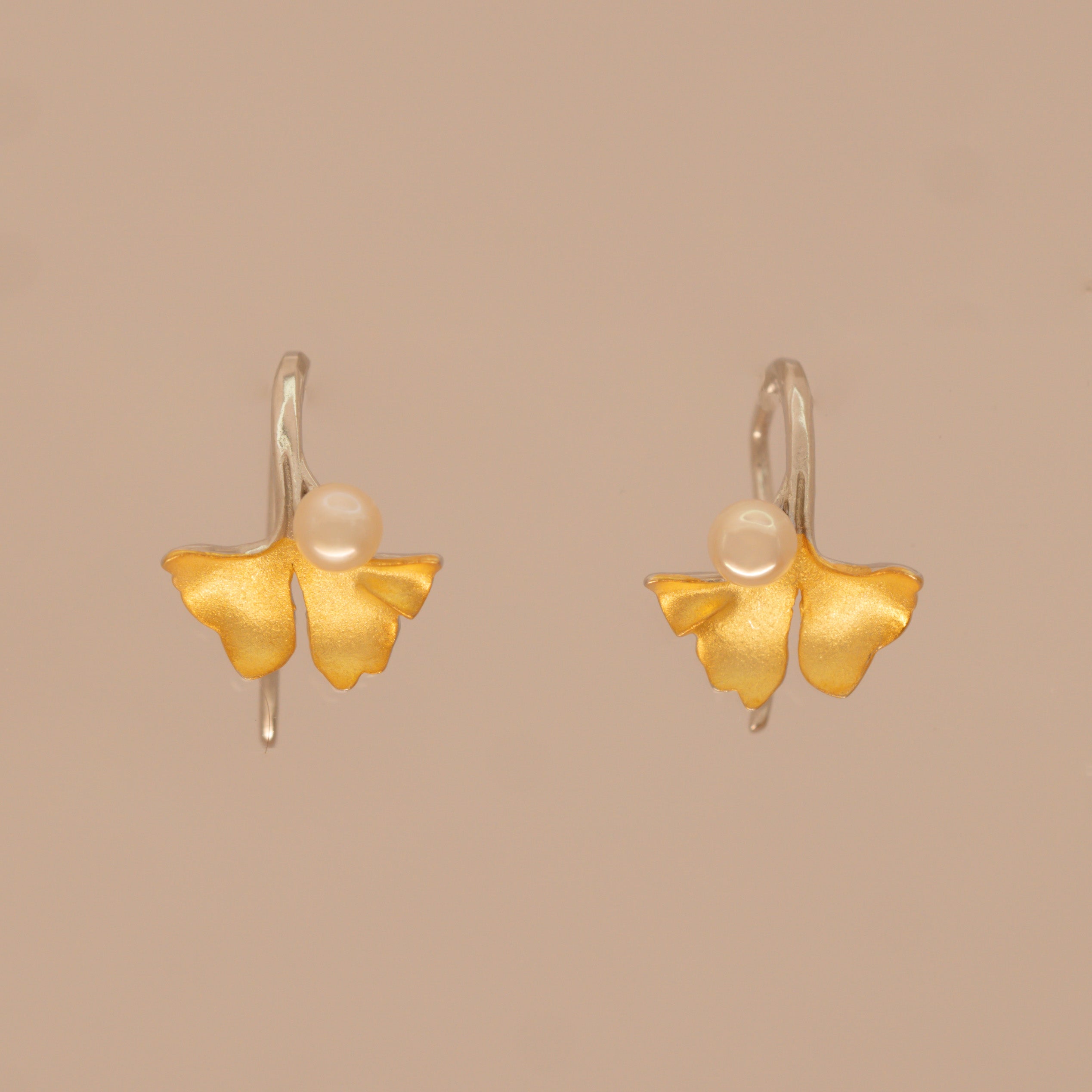 Golden Petal Pearl Stud Earring