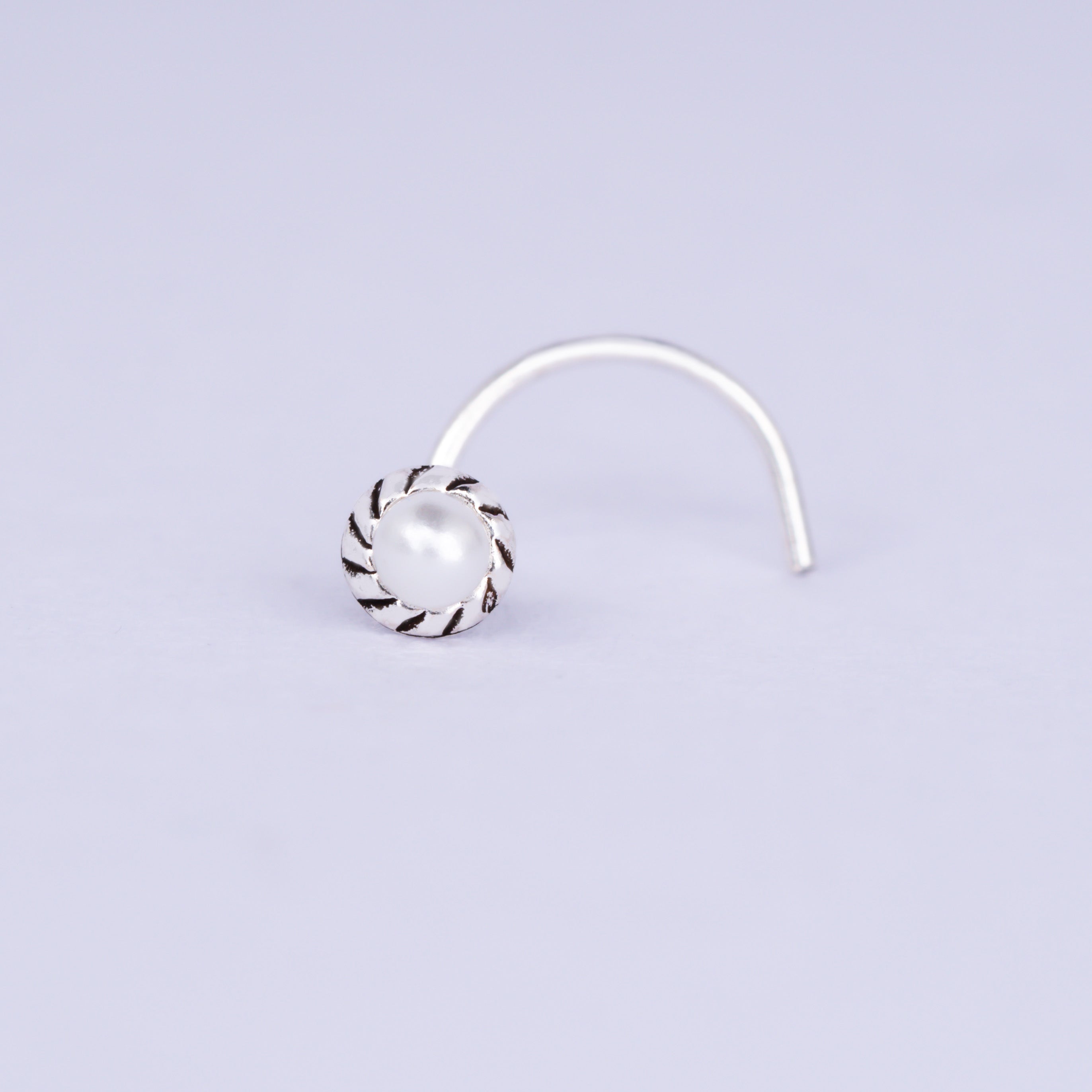 Pearl Twist Nose Pin