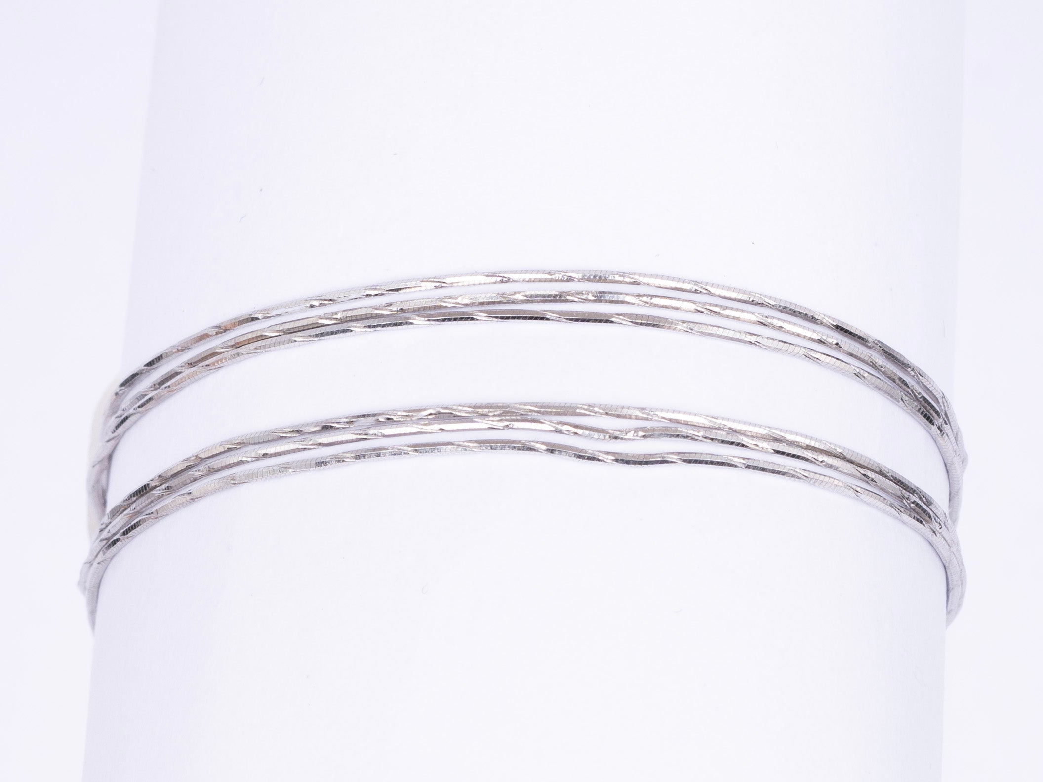 3-Layered Spiral Shine Chain