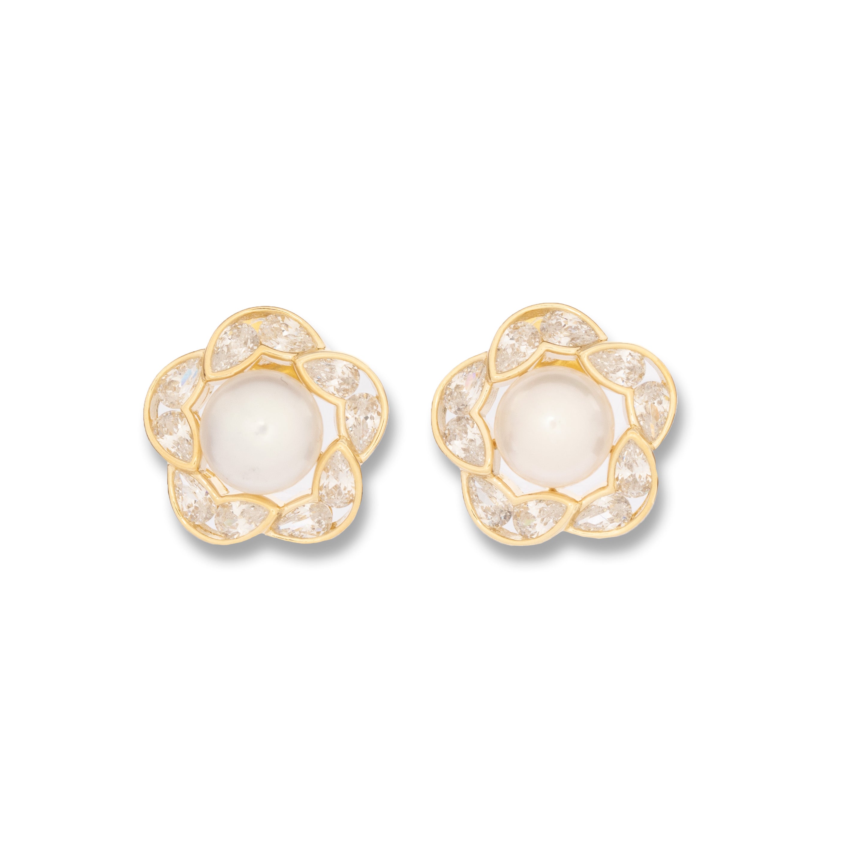 Petal Pearl Earrings