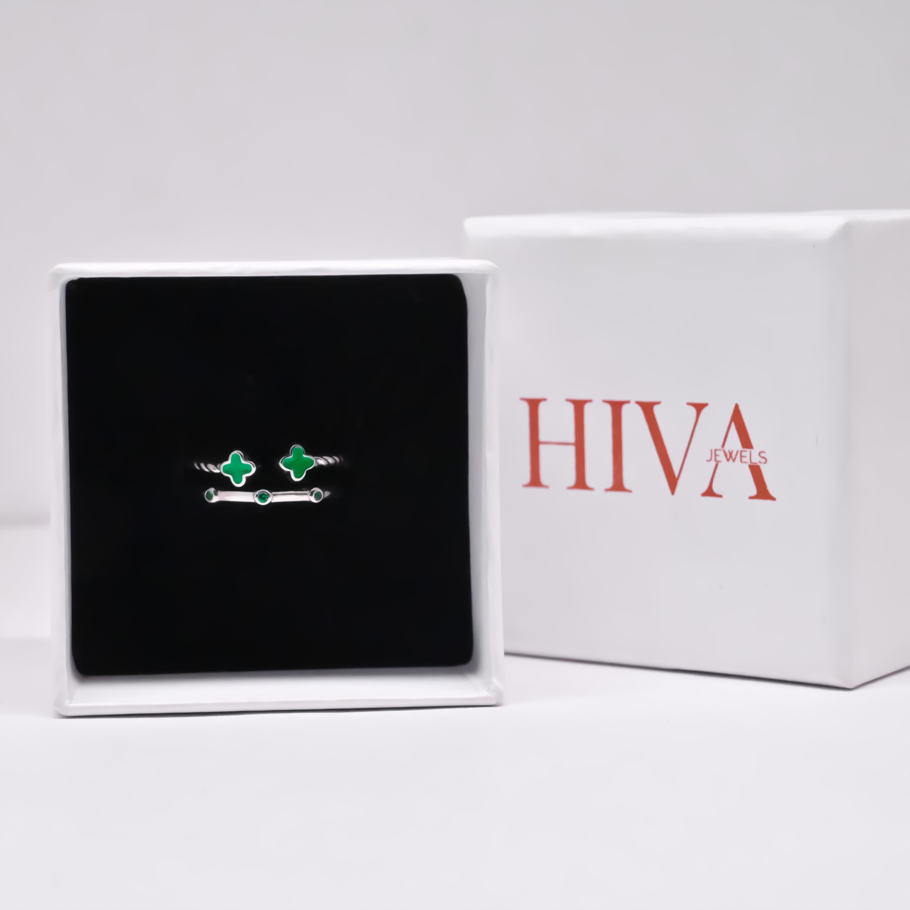 Mini Clover Glow Ring