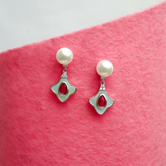Pearl Royale Drop Earrings - Pink