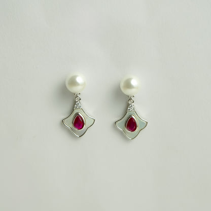 Pearl Royale Drop Earrings - Pink