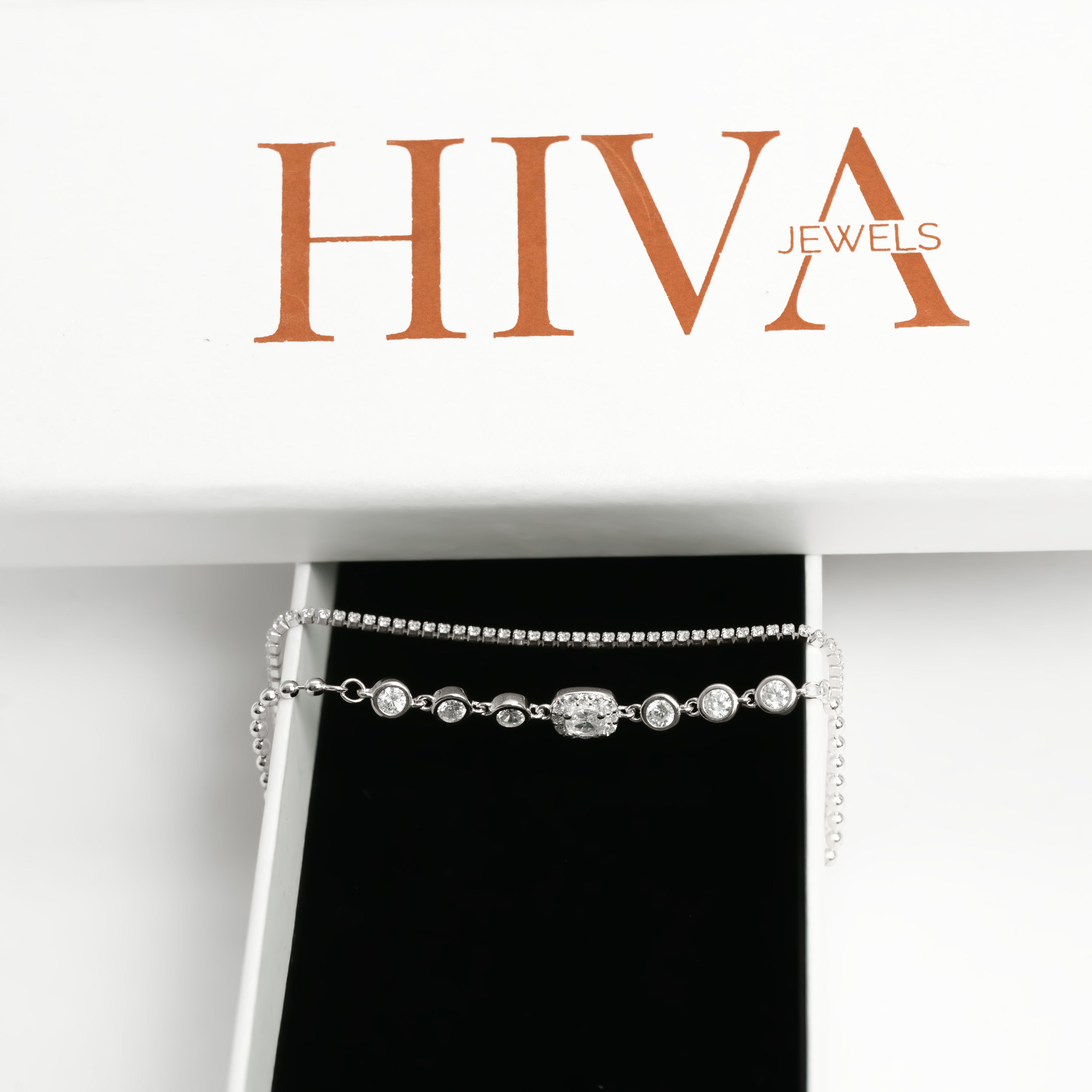Queen’s Spark Bracelet