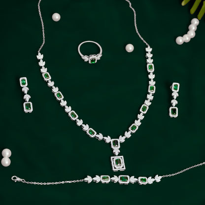 Queen’s Emerald Necklace With Earrings, Ring & Bracelet