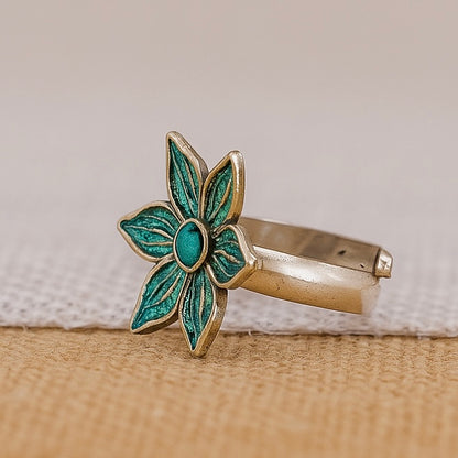 Mystic Leaf Ring