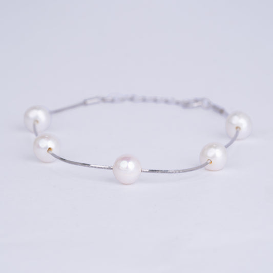 White Pearls Bracelet