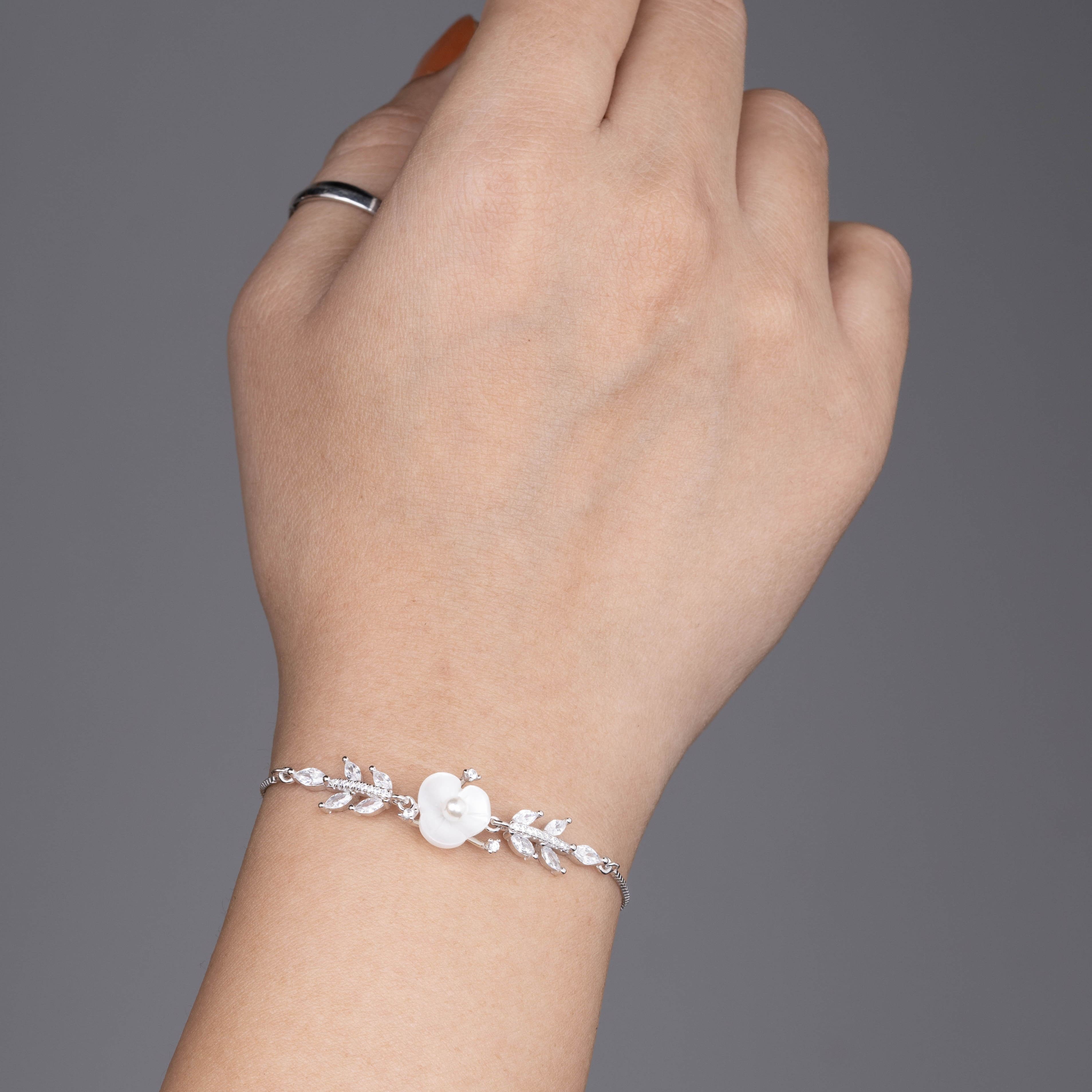 925 Silver Nature’s Charm Flower Bracelet