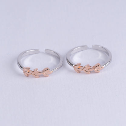Leaf Link Toe Ring