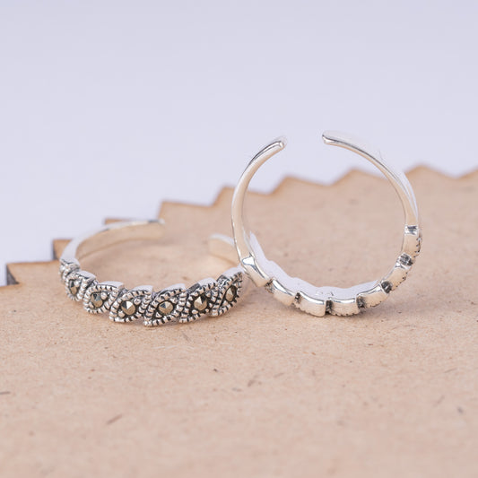Silver Braided Toe Ring