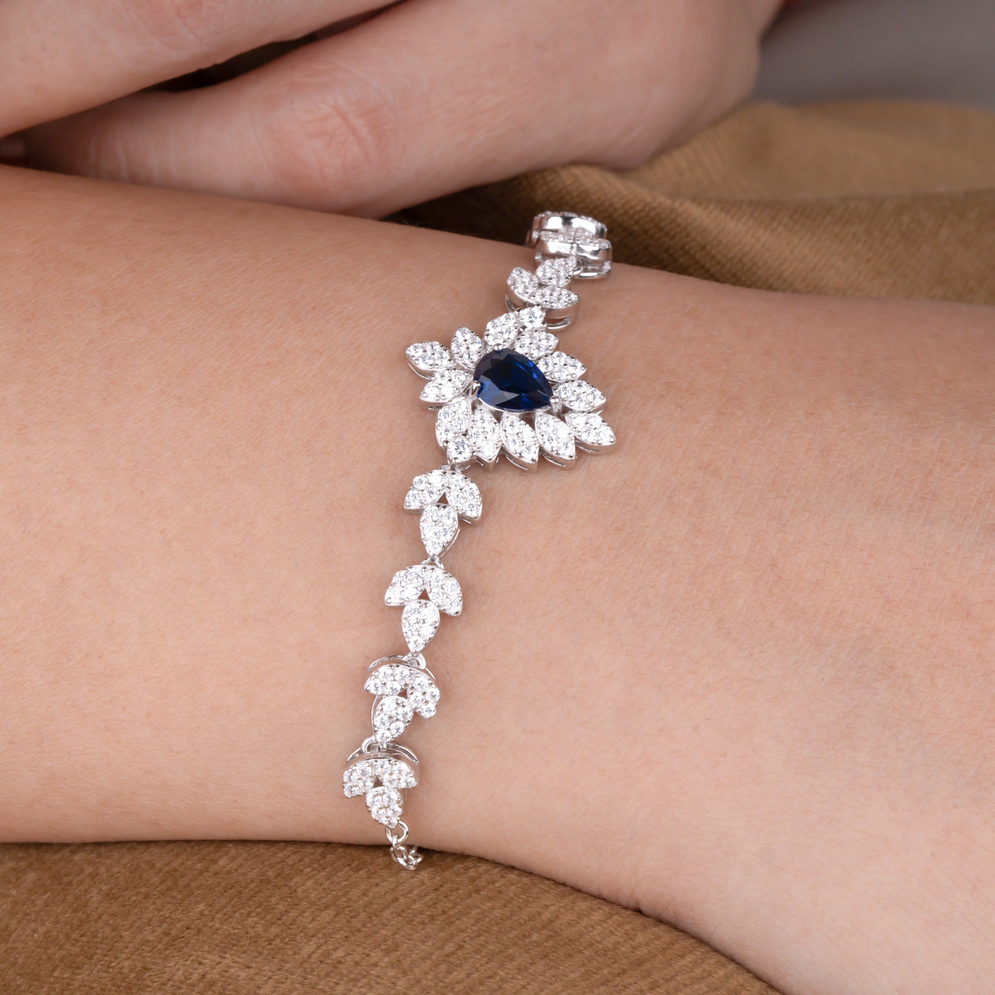 Vintage-Inspired Brecelet