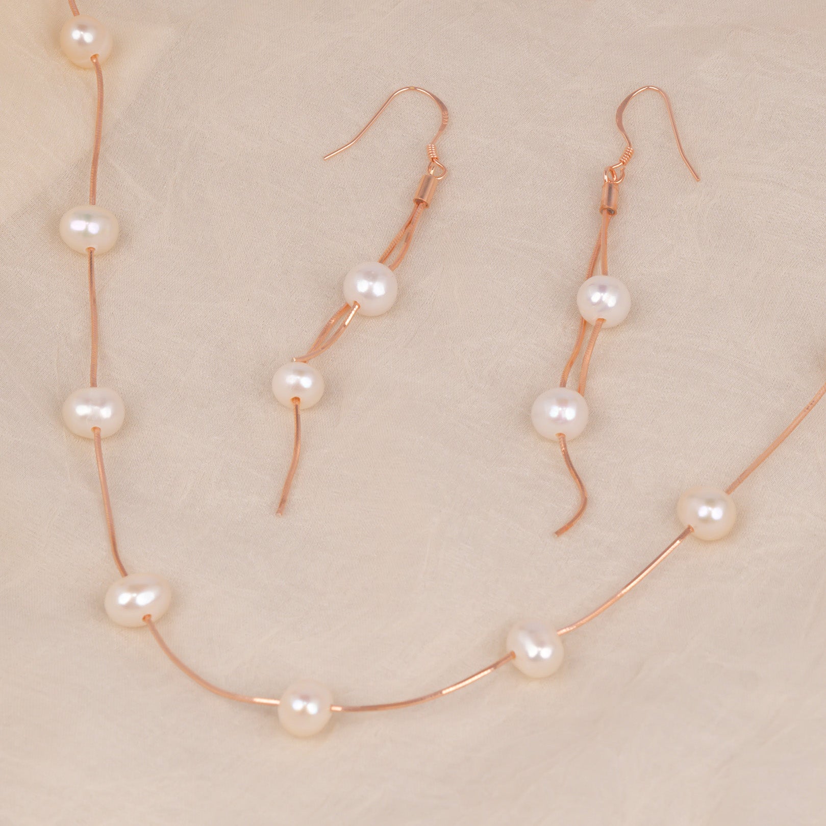Pearl Necklace With Earrings