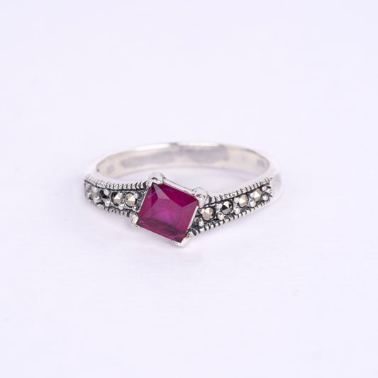 Princess-Cut Silver Ring - Pink