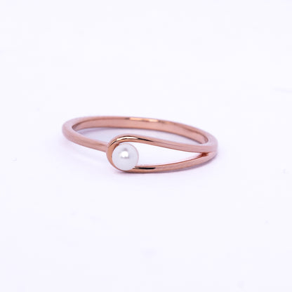 Minimal Pearl Ring