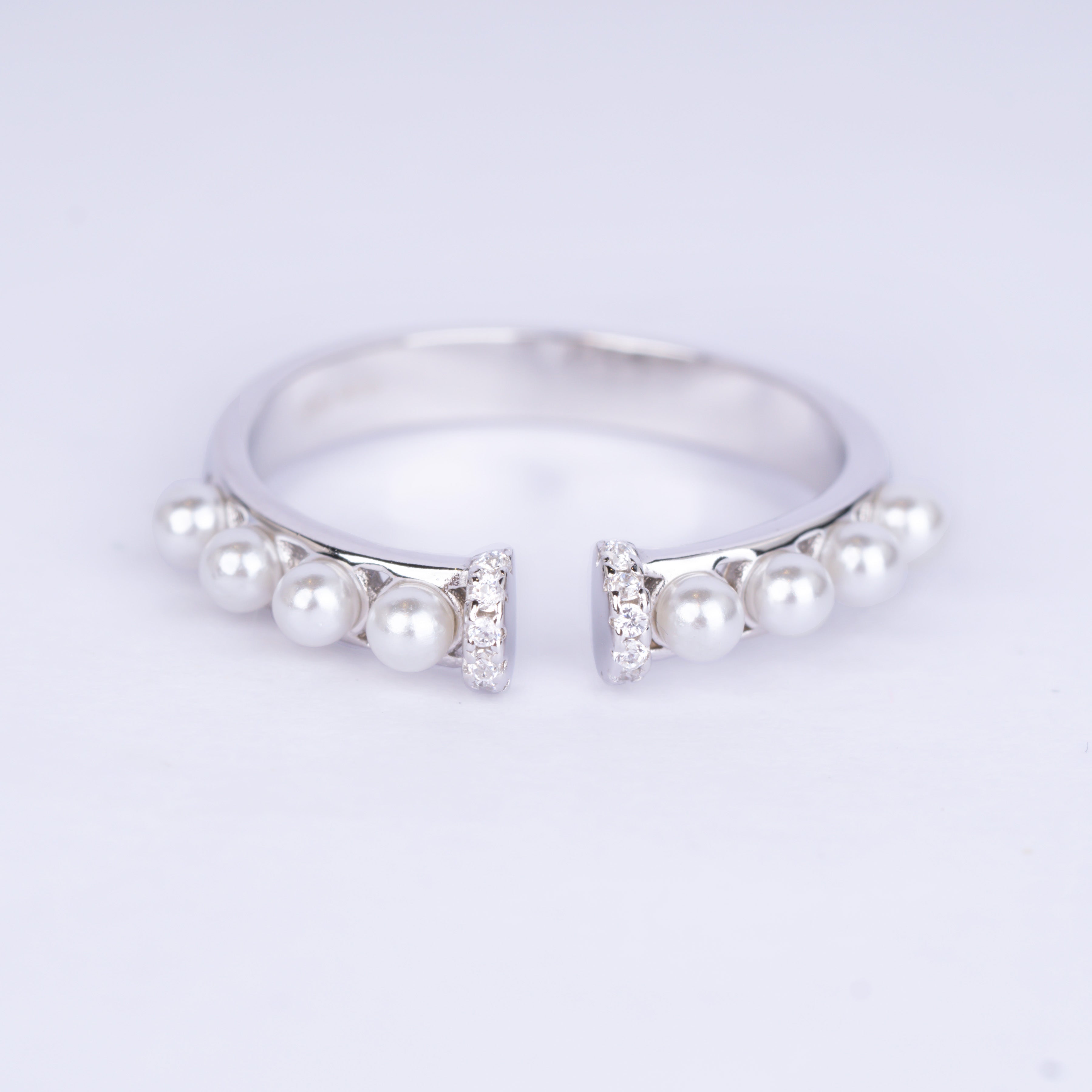 Pearl Front Open Ring