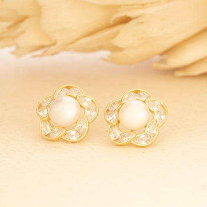 Petal Pearl Earrings