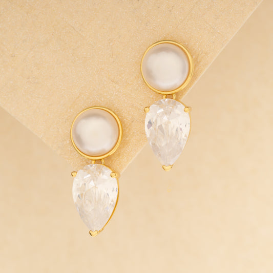 Golden Pearl Teardrop Earring