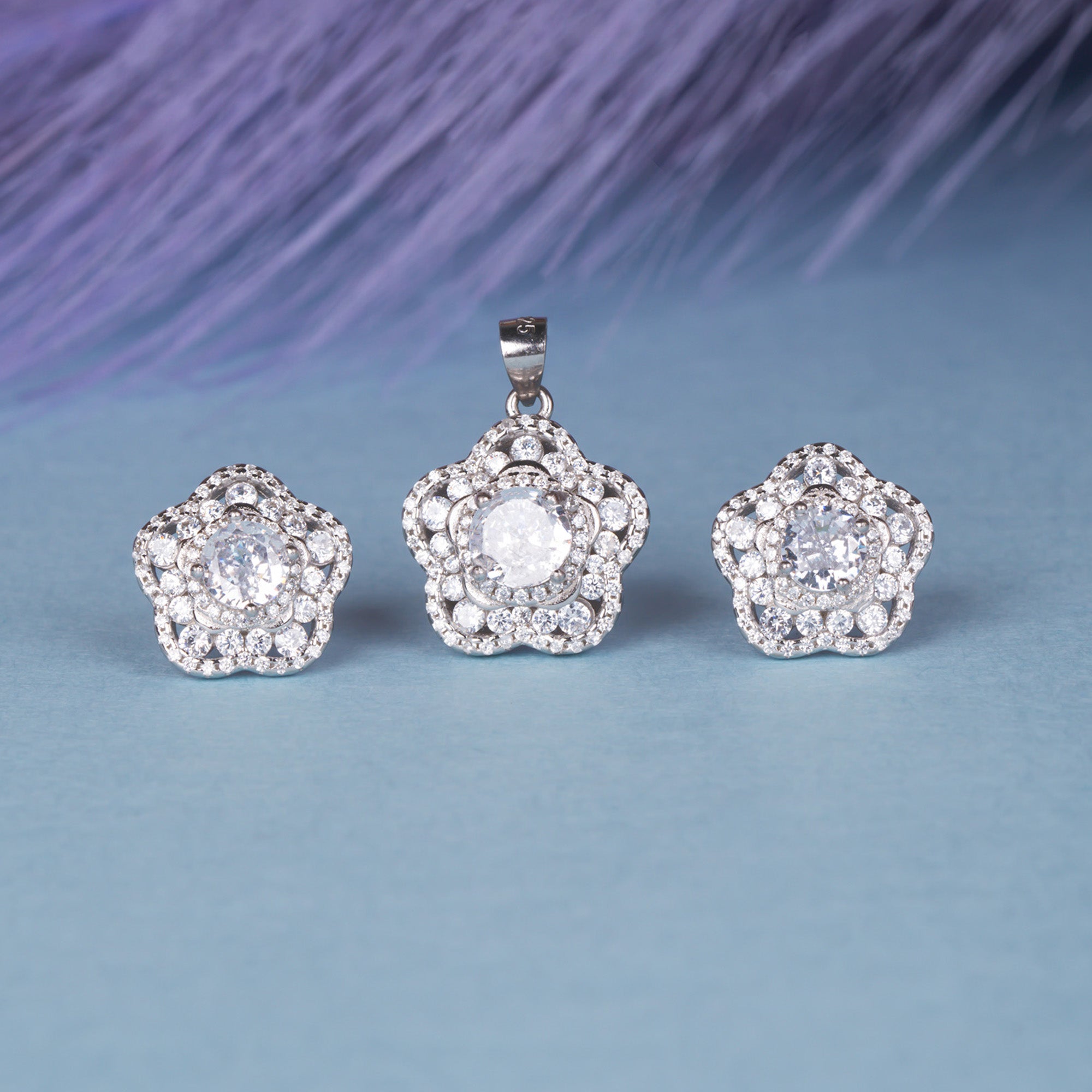 Floral Diamond Cluster Pendant With Earrings