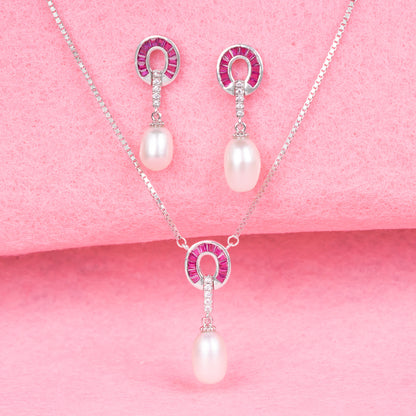 Halo Pearl Pendant With Earring & Chain