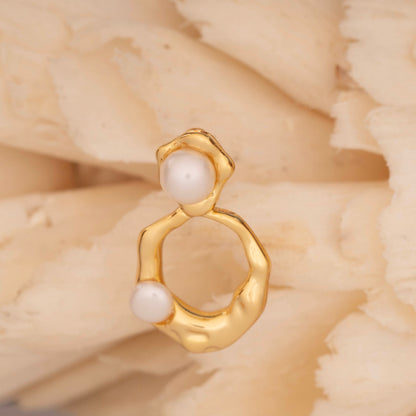 Organic Pearl Orbit Pendant