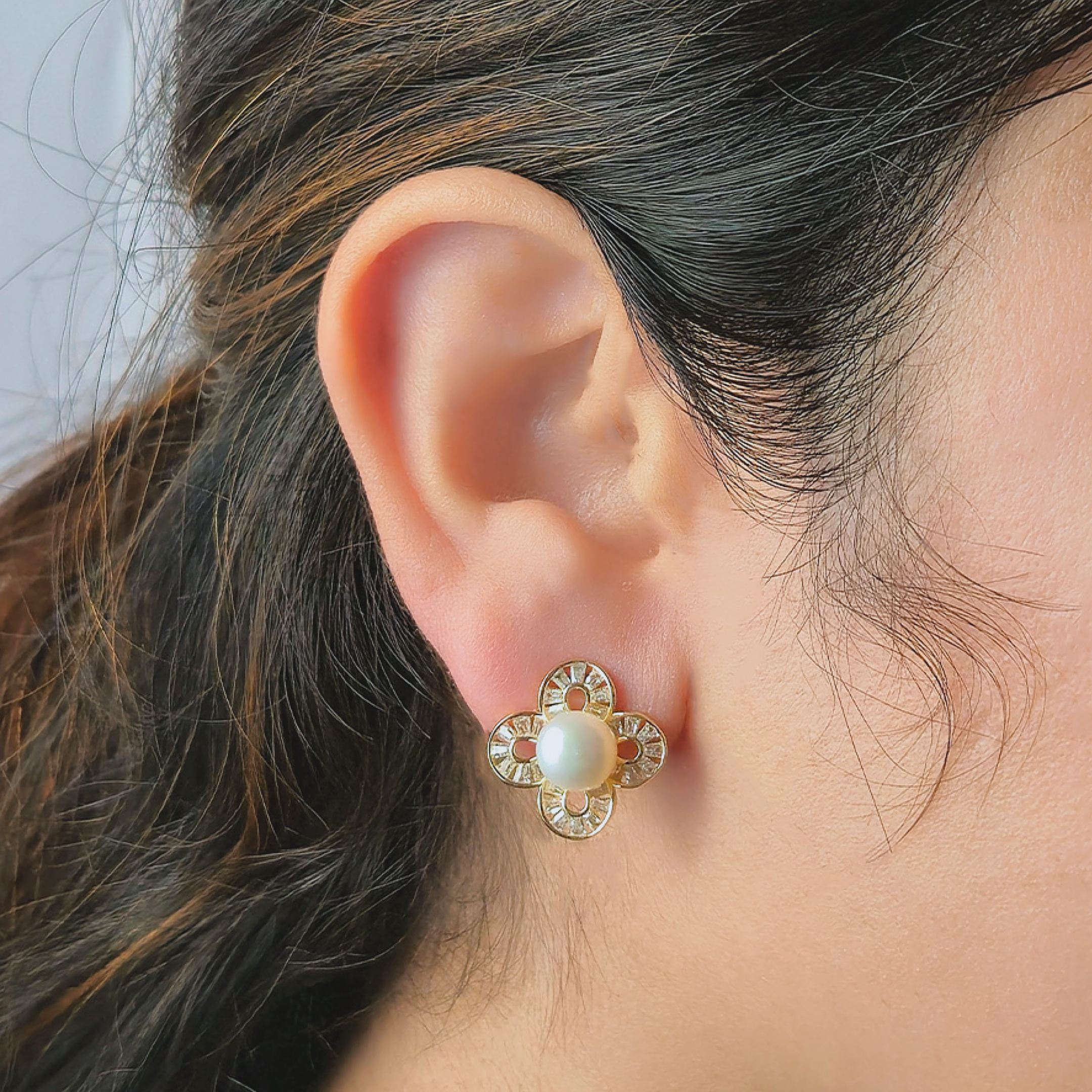 Floral Pearl & Crystal Stud Earrings