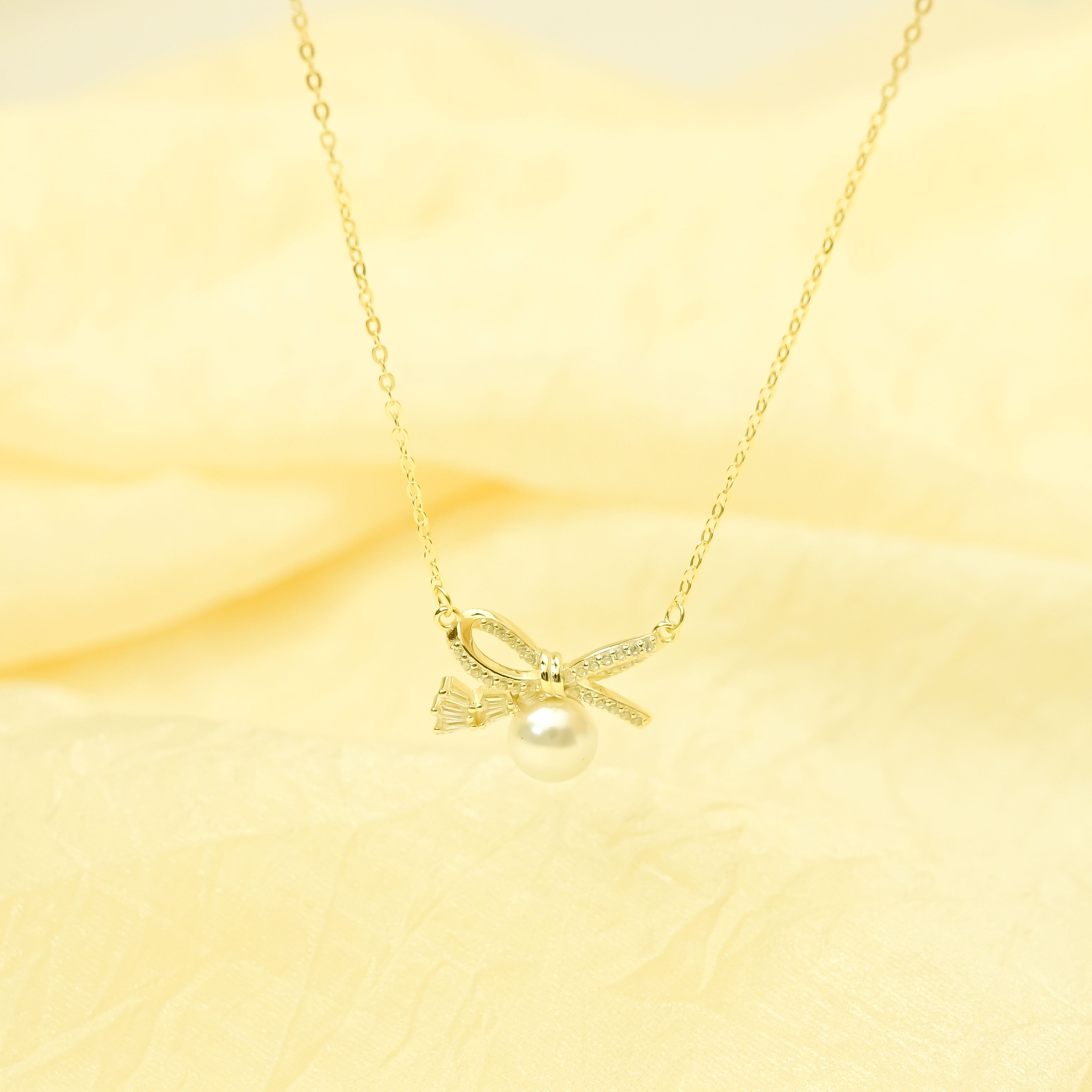 Grace Pearl Bow Necklace - Gold Plated