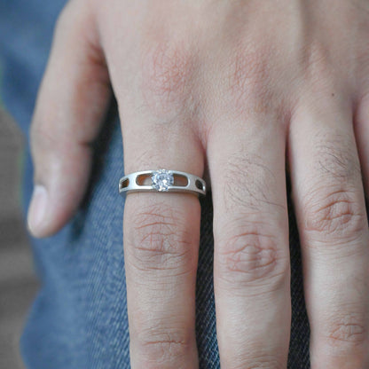 Cut Design Solitaire Ring