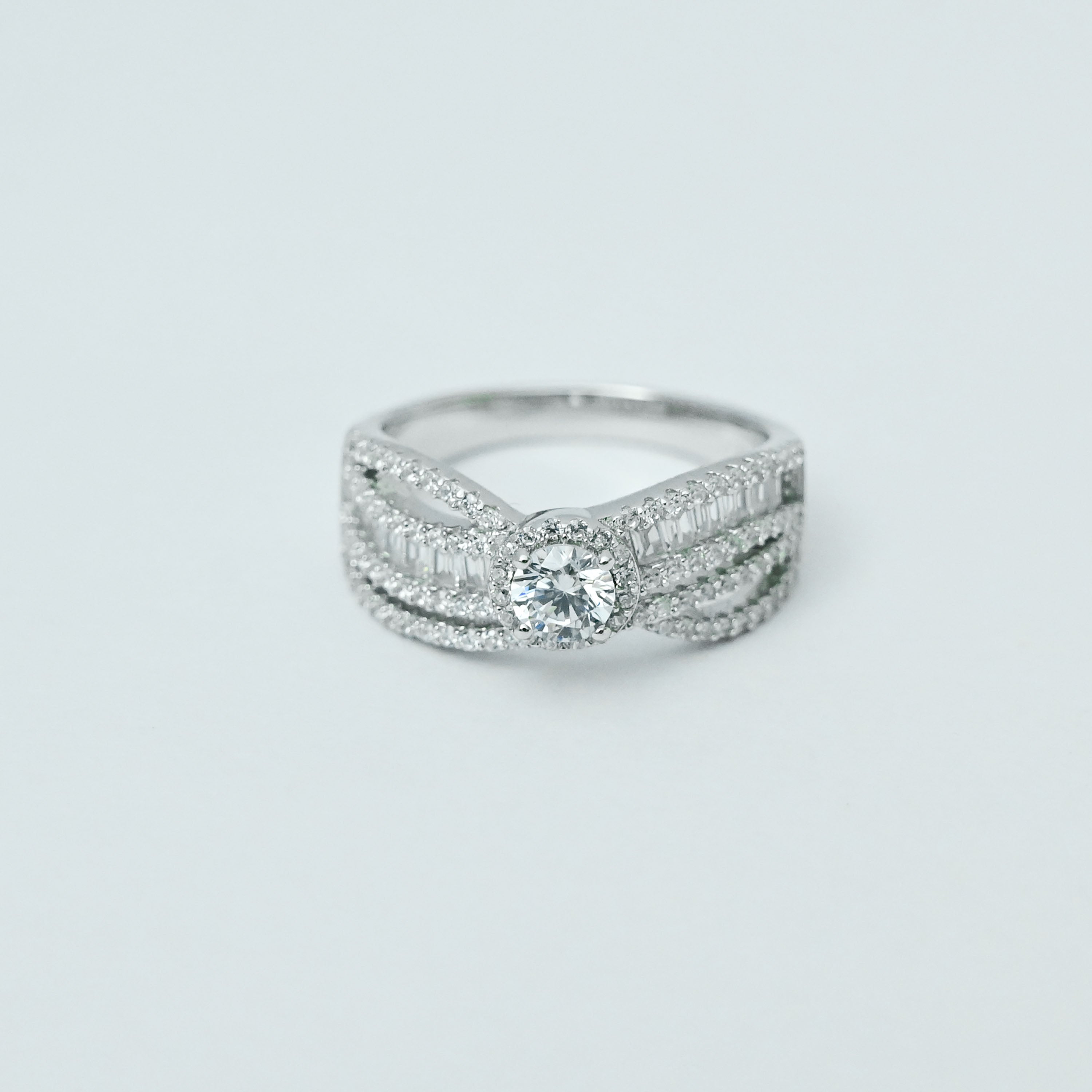Infinity Radiance Ring
