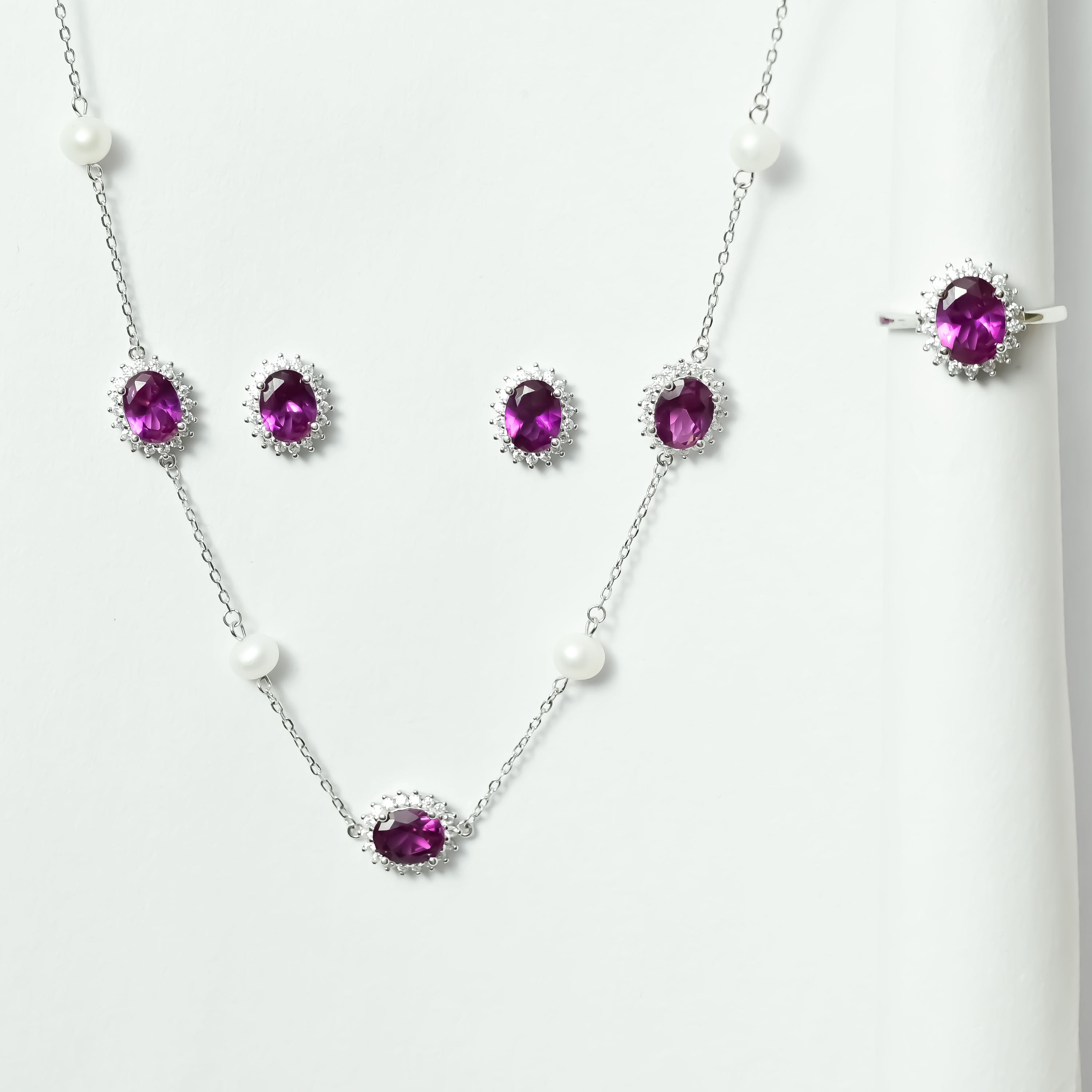 Royal Pearl Necklace With Earrings & Ring - Pink