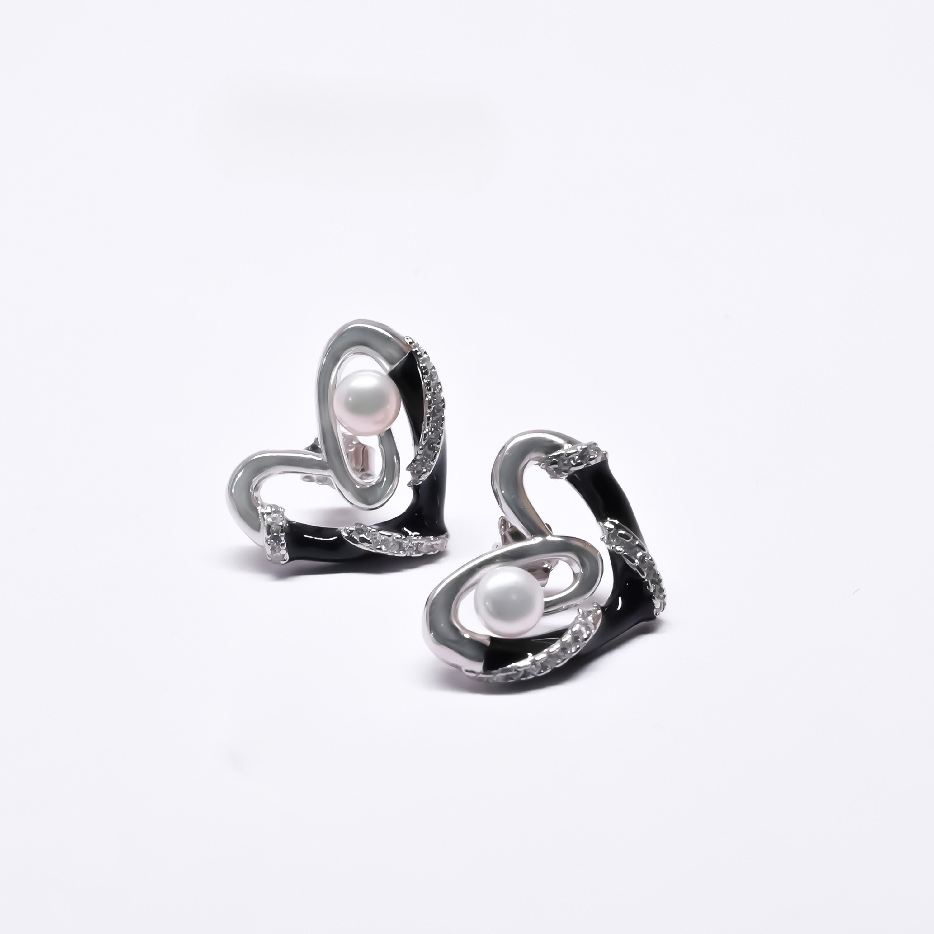 Wave Pearl Earrings