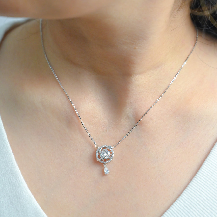 Blossom Halo Necklace