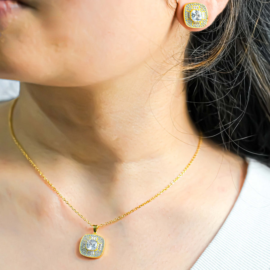 Brilliance Square Set Pendant With Earrings - Gold Plated