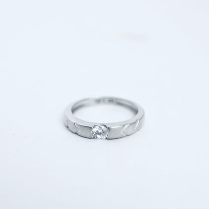 Elegance Line Ring