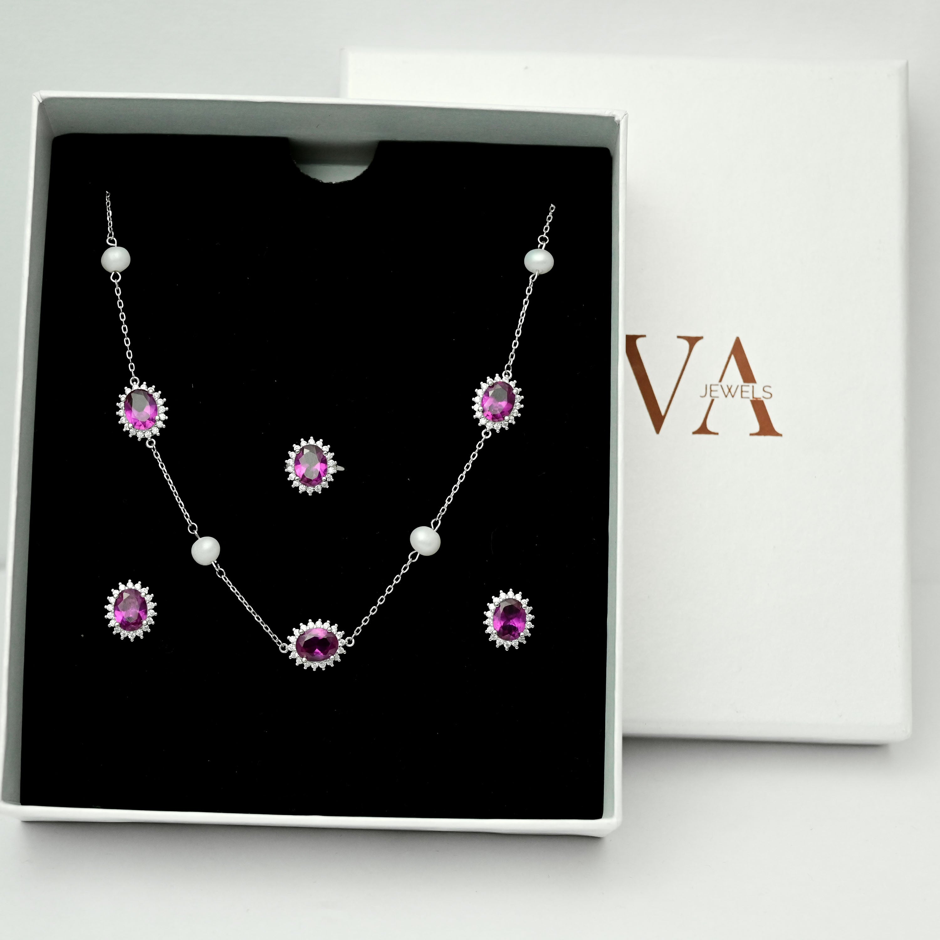 Royal Pearl Necklace With Earrings & Ring - Pink
