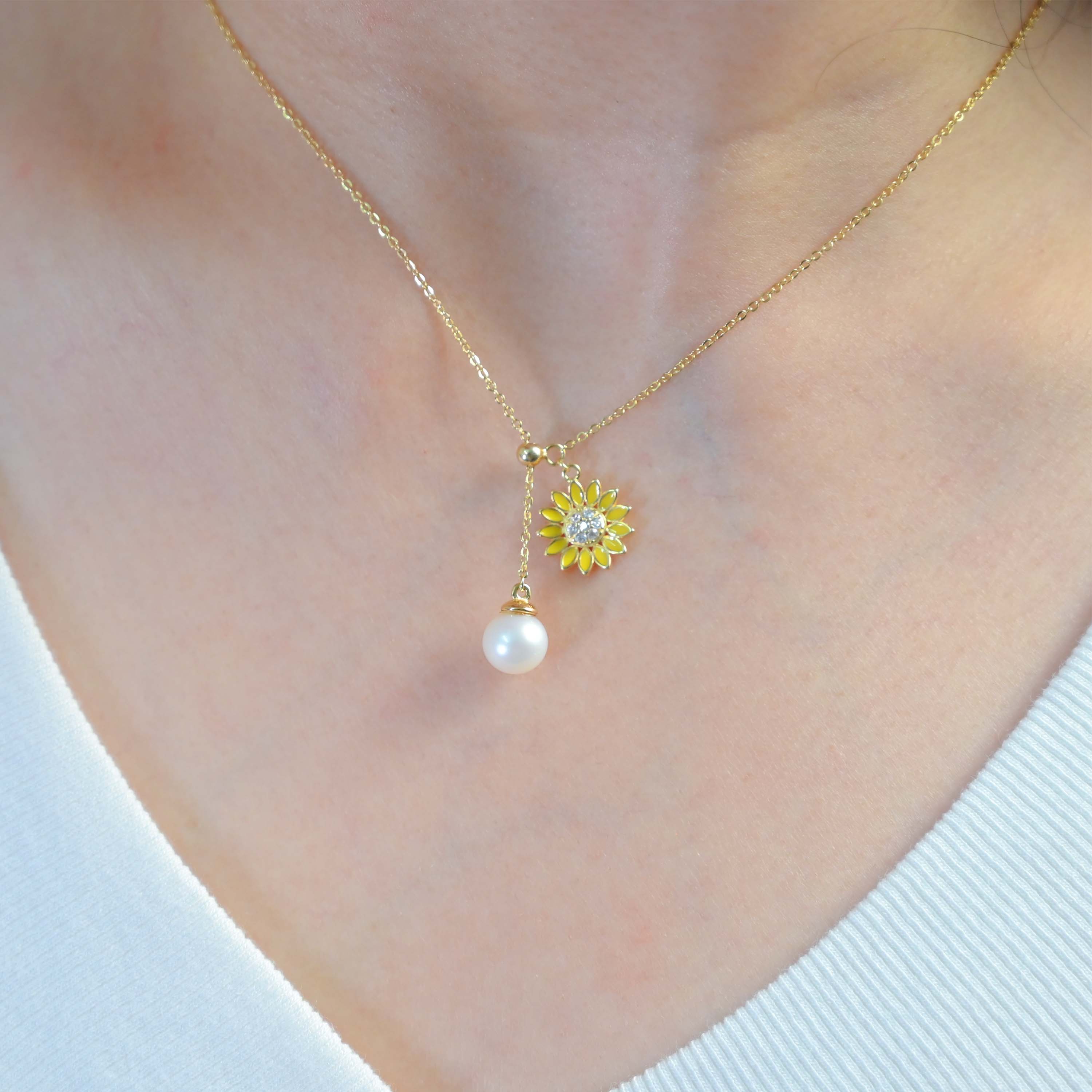 Sunflower Pearl Necklace