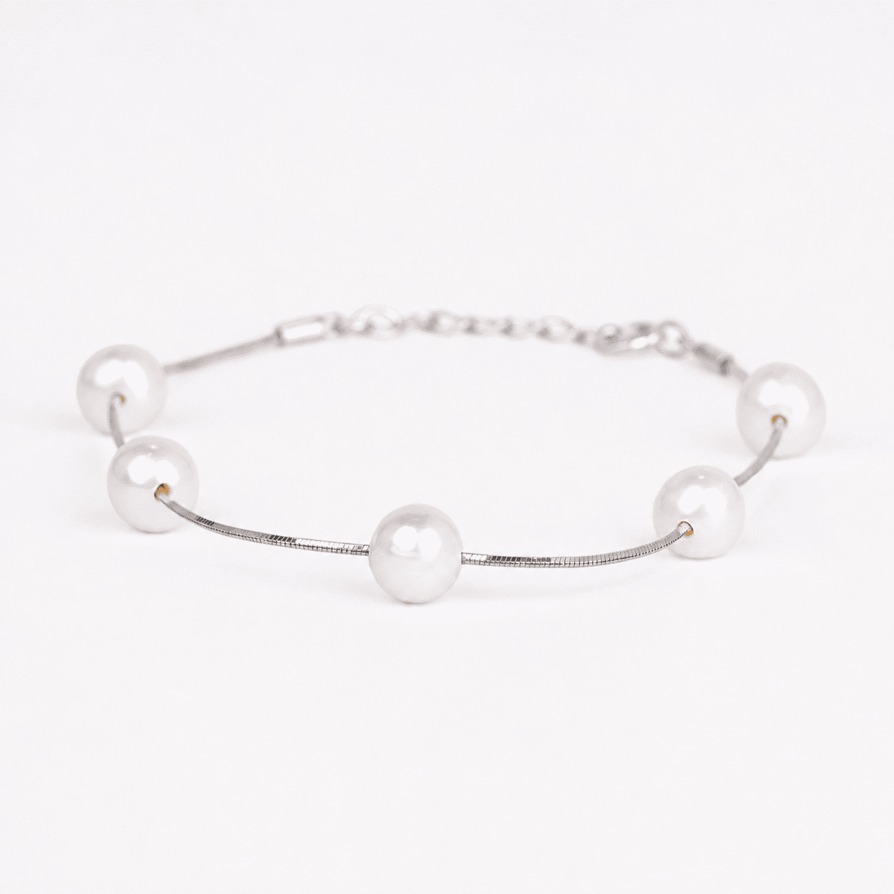 White Pearls Bracelet