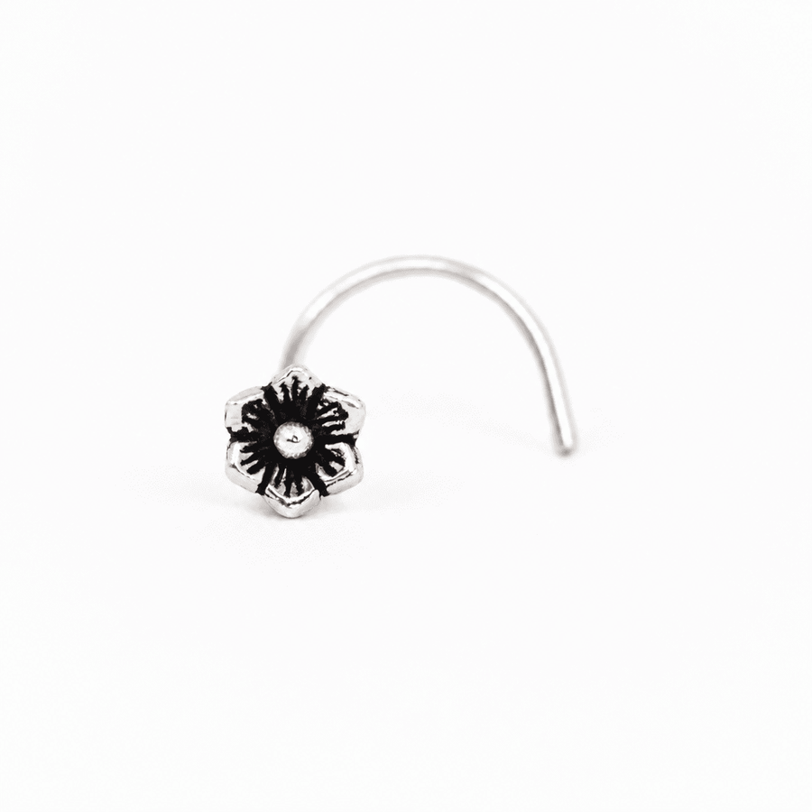 Petal Bloom Nose Pin