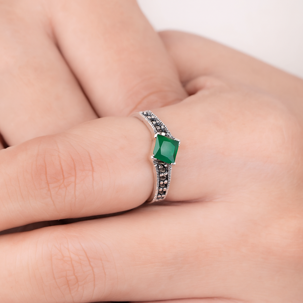Princess-Cut Silver Ring - Green